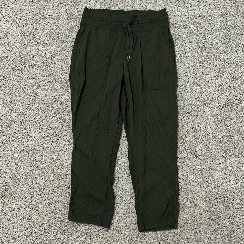 Lululemon Dance Studio Mid-Rise Cropped Pant